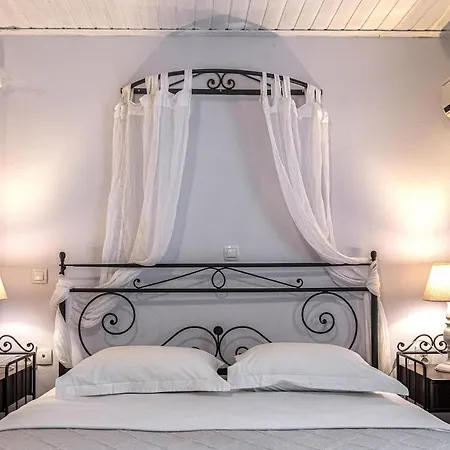 Comfort Athens Airport - Free Shuttle From And To The Airport Hotel 3*