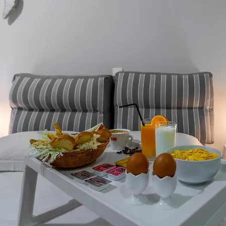 Comfort Athens Airport - Free Shuttle From And To The Airport 3*